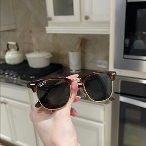 Ray-Ban Classic Tortoise Sunglasses & Case